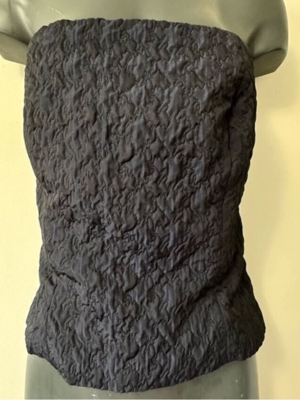 Elegant Black Strapless Blouse